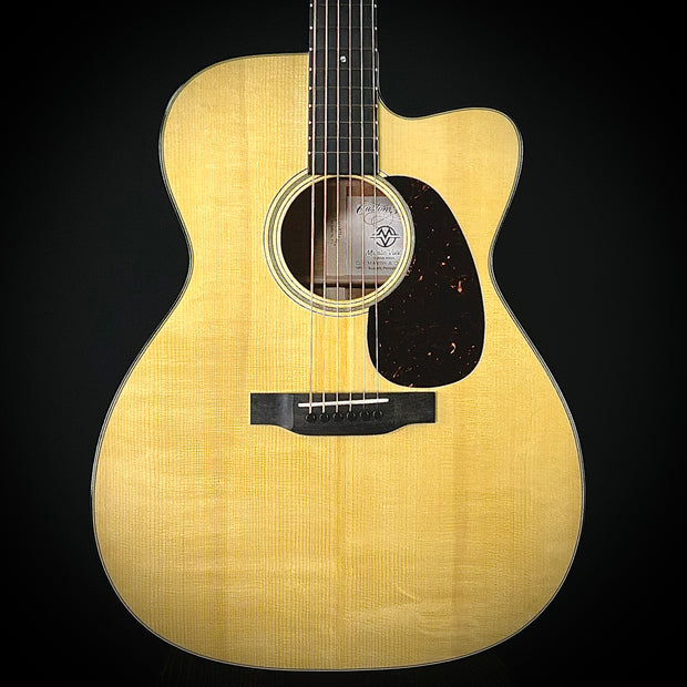 Martin CS 18 Style 0000 Short Scale Cutaway - Beeswing Figured Mahogany