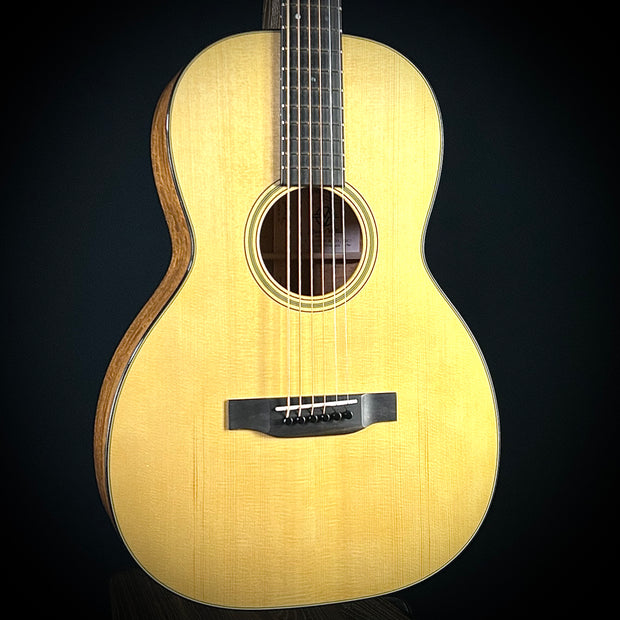 Martin CS 18 Style Double 00 - Beeswing Figured Mahogany