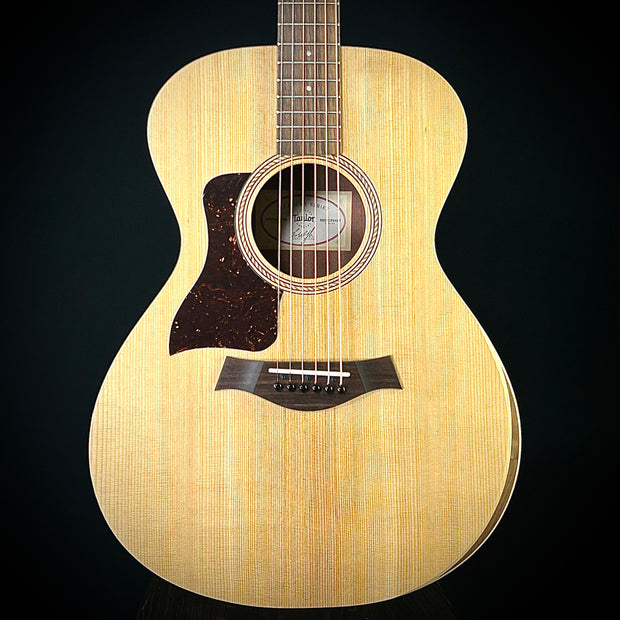 Taylor Academy 12e Lefty