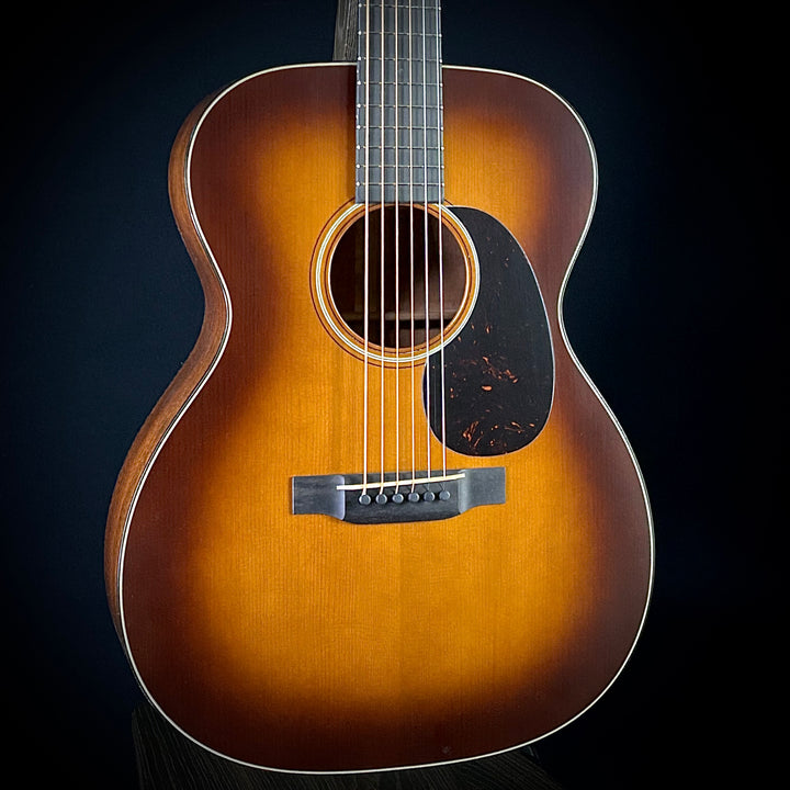 Martin Custom Shop 000-18 1937 - Stage 1 Aged Ambertone