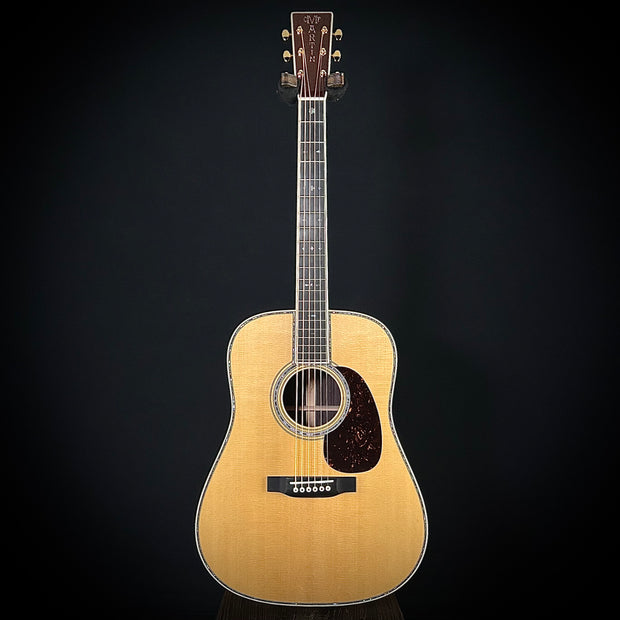 Martin D-42 - New for 2025