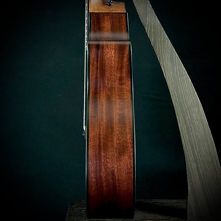 Taylor 324CE