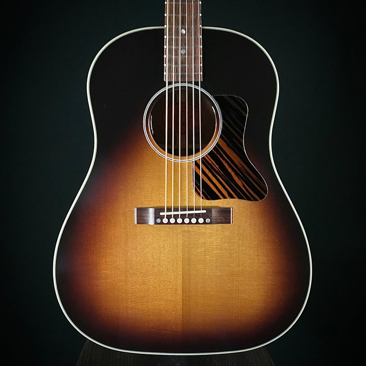 Gibson Music Villa Custom J-35 - Vintage Sunburst