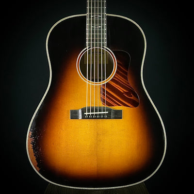 Eastman E-22SS/V Antiqued Varnish Finish - Adirondack/Walnut