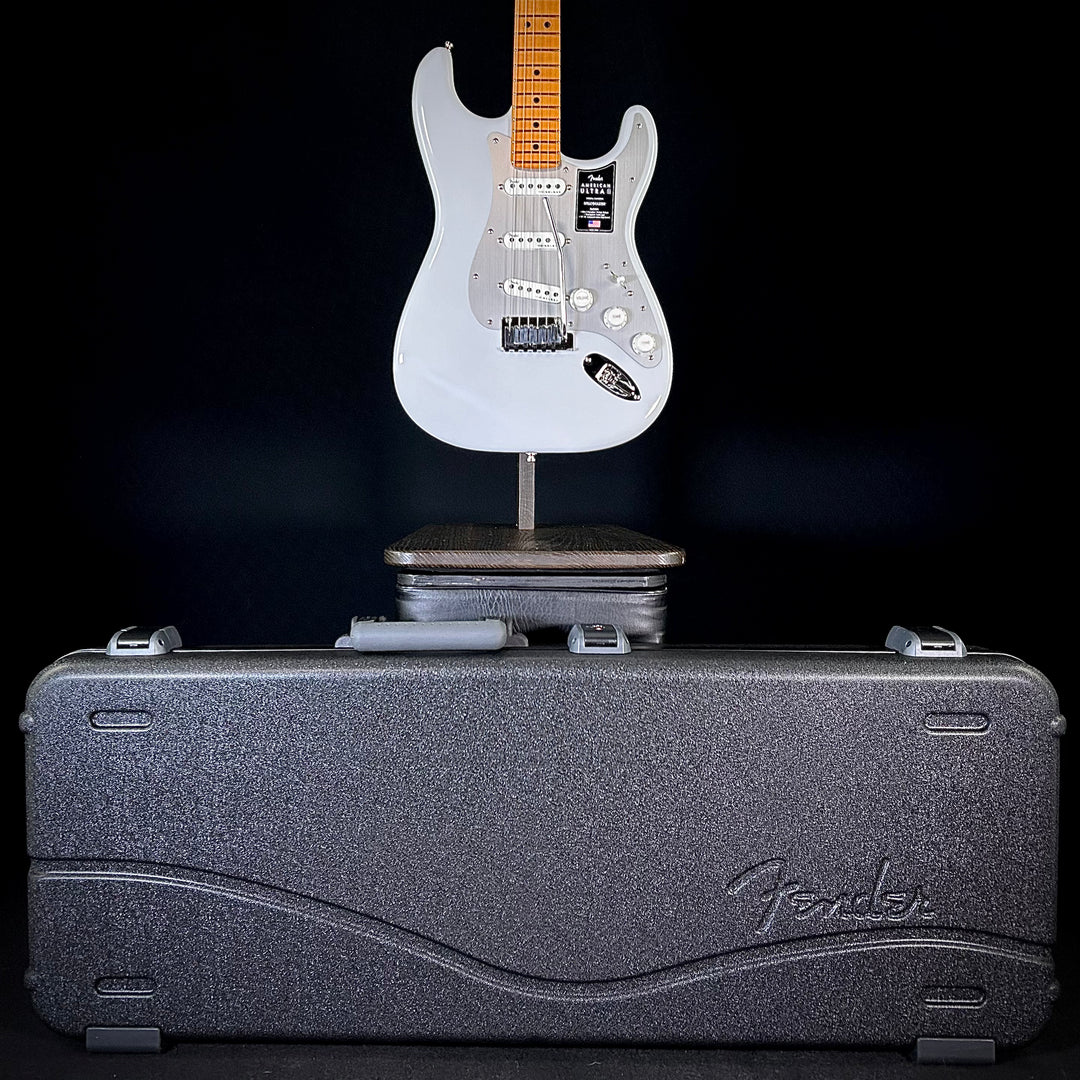 Fender American Ultra II Stratocaster