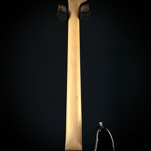 Fender Standard Jazz Bass