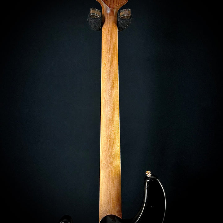 Music Man Stingray  HH
