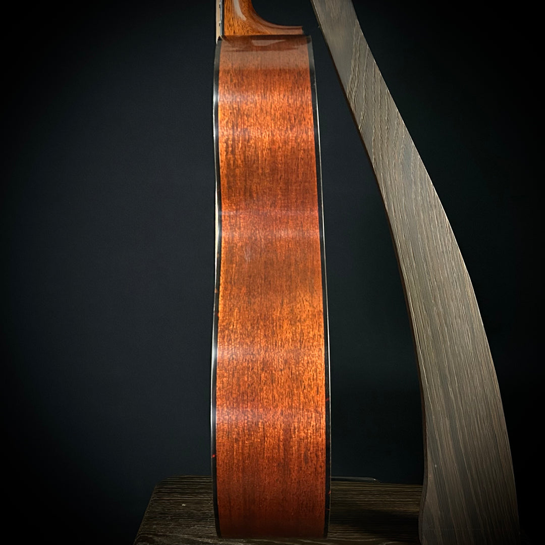 Martin Custom Shop 000-18 1937 - Stage 1 Aged Ambertone