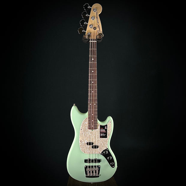 Fender American Performer Mustang Bass