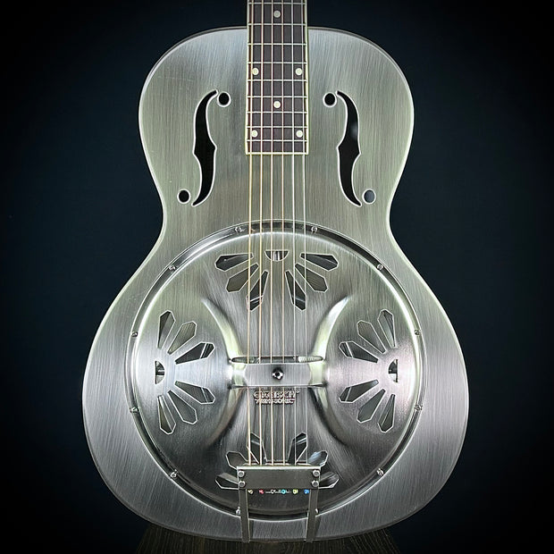 Gretsch G9221 Bobtail™ Round-Neck Acoustic / Electric Steel Body Resonator Guitar