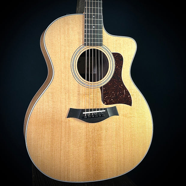 Taylor 214ce - Walnut