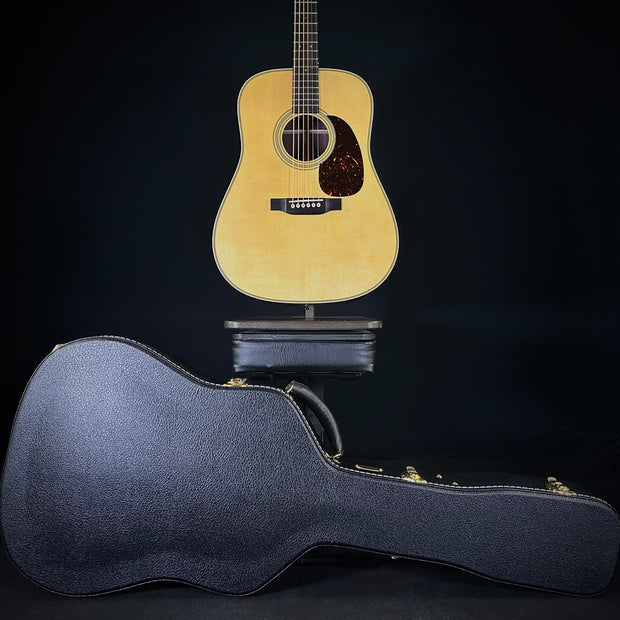 Martin 2023 HD-28 (USED)