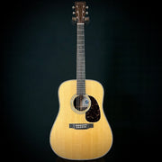 Martin D-28 - Billy Strings