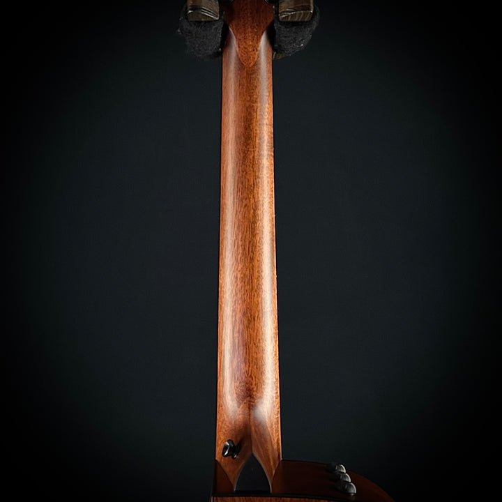 Taylor 322ce