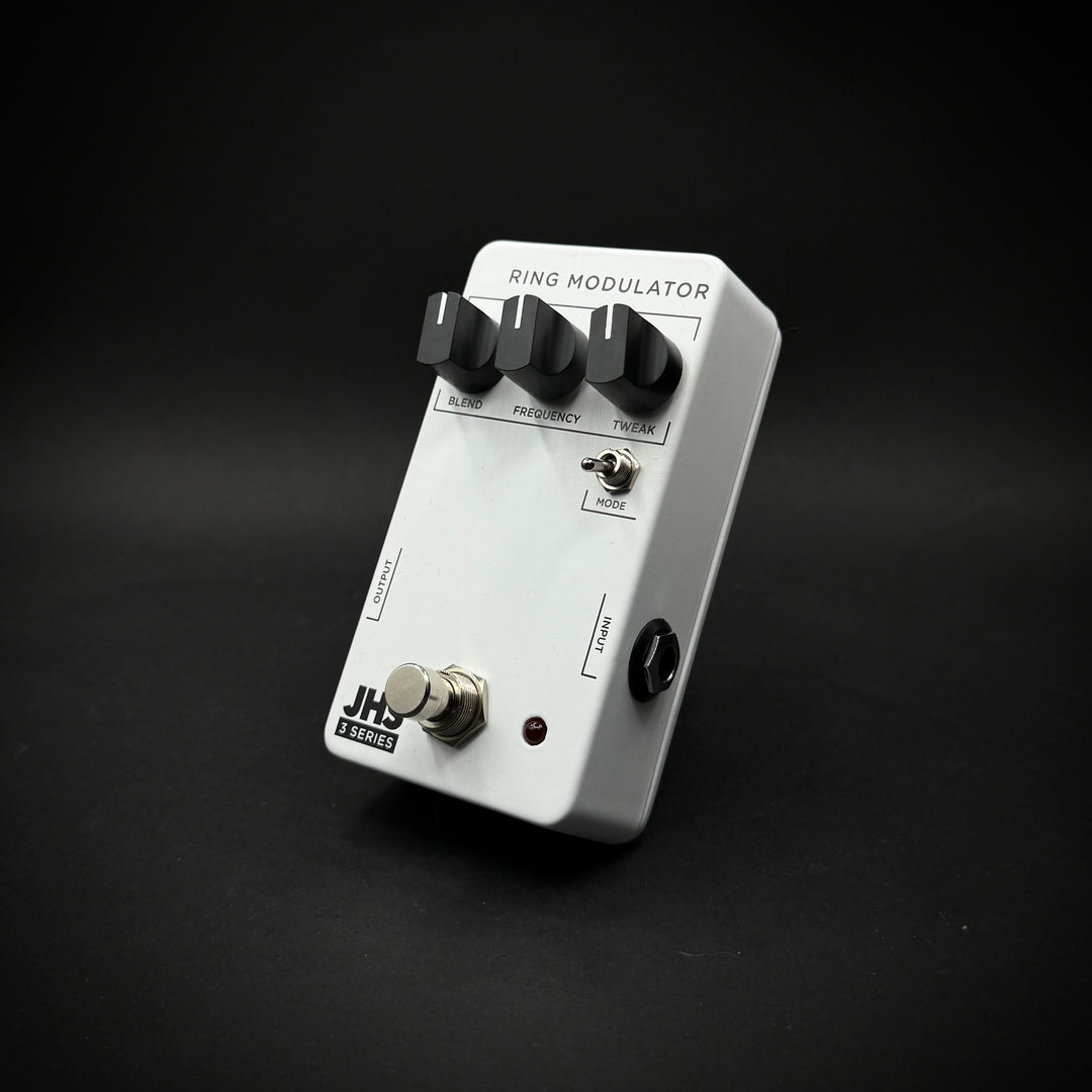 JHS 3 Series Ring Modulator