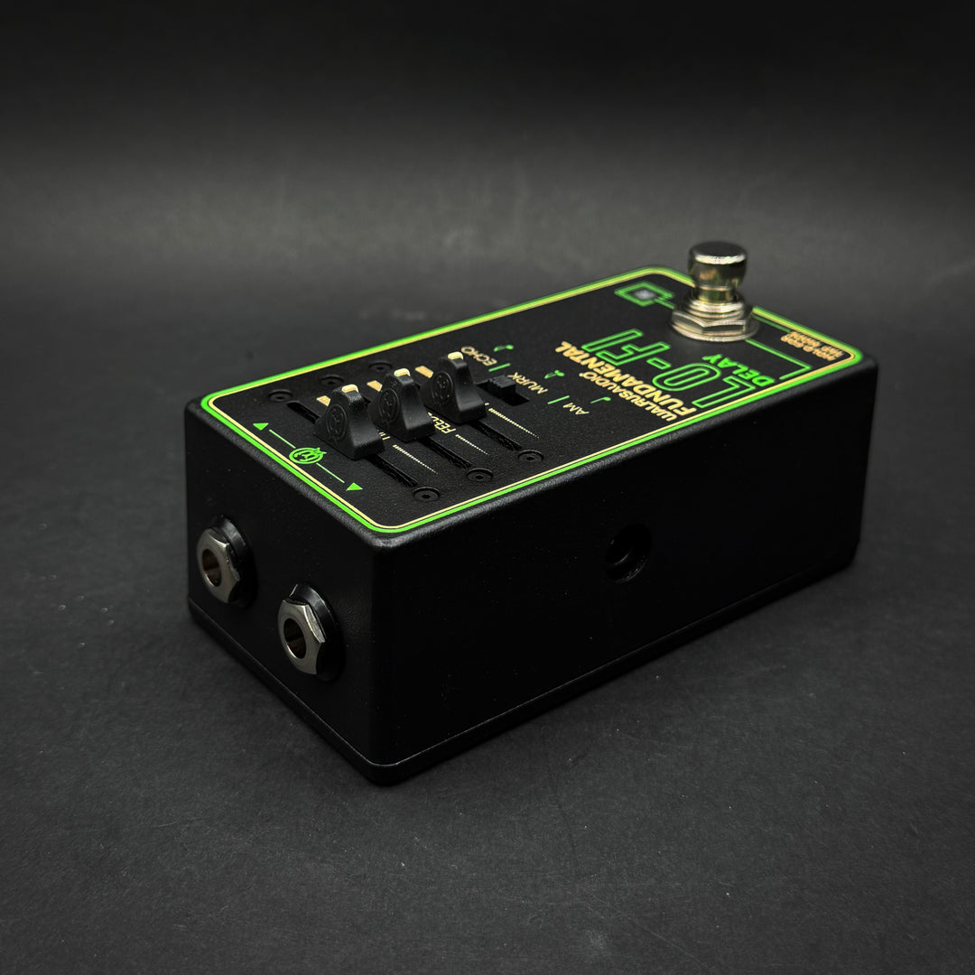 Walrus Audio Fundamental Series Lo-Fi Delay