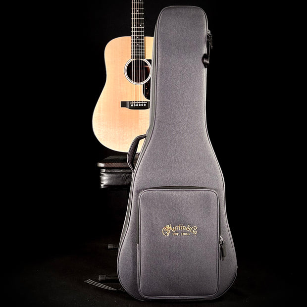 Martin D-10E