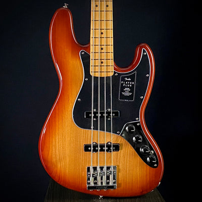 Fender Player Plus Jazz Bass