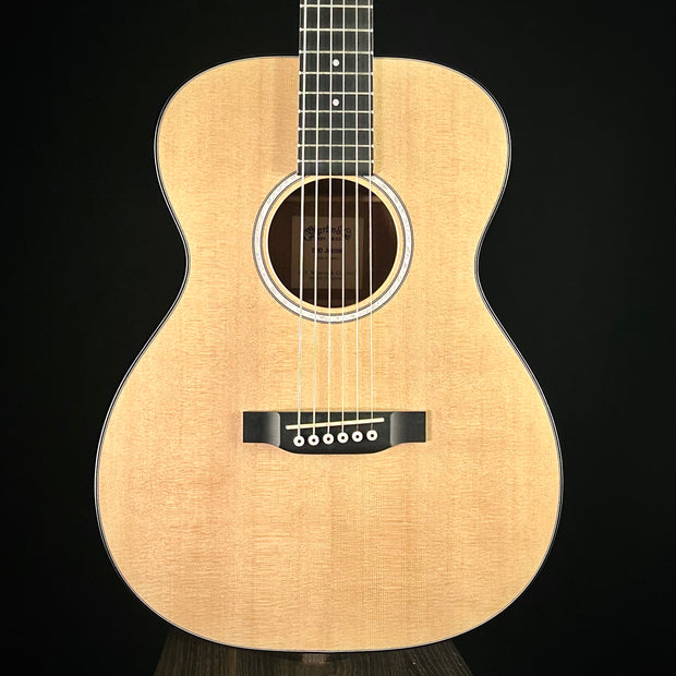 Martin 000JR-10 – Music Villa MT