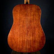 Martin D-18