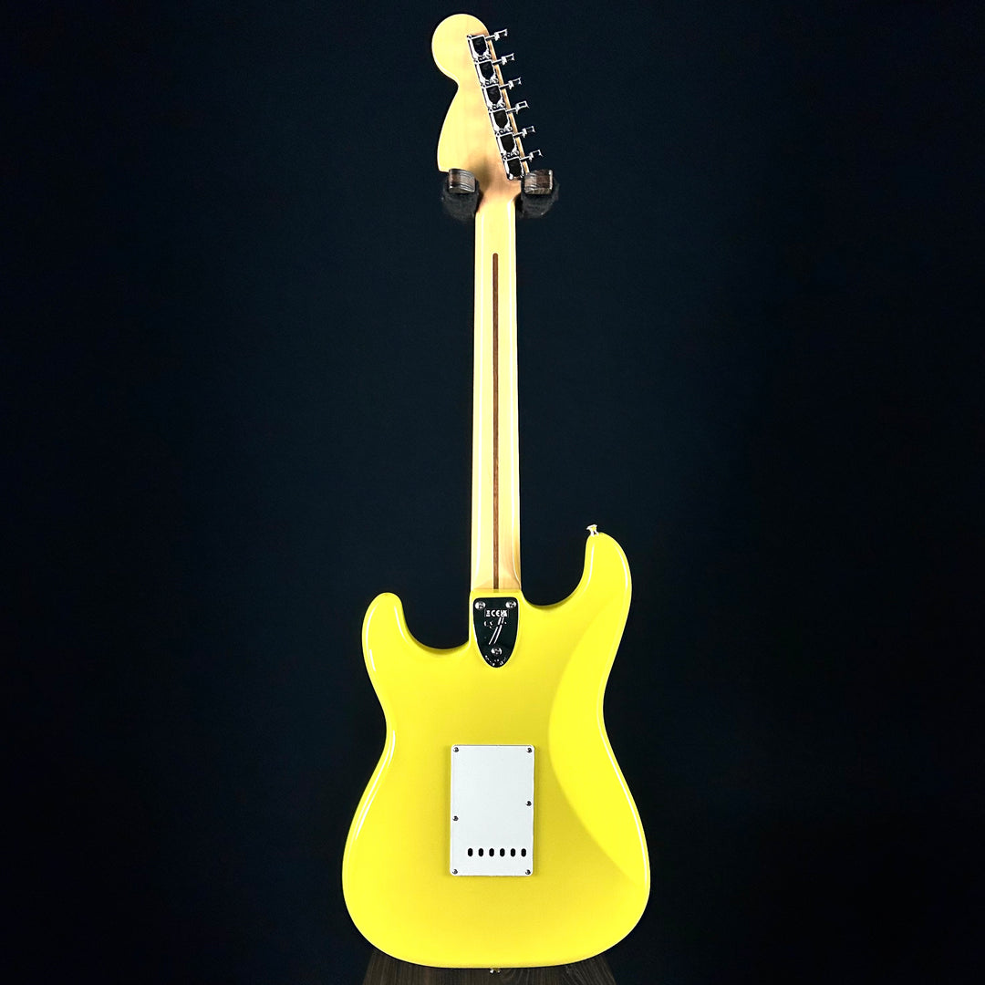 Fender Made in Japan Limited International Color Stratocaster