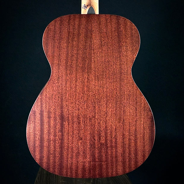 Martin 000-10E