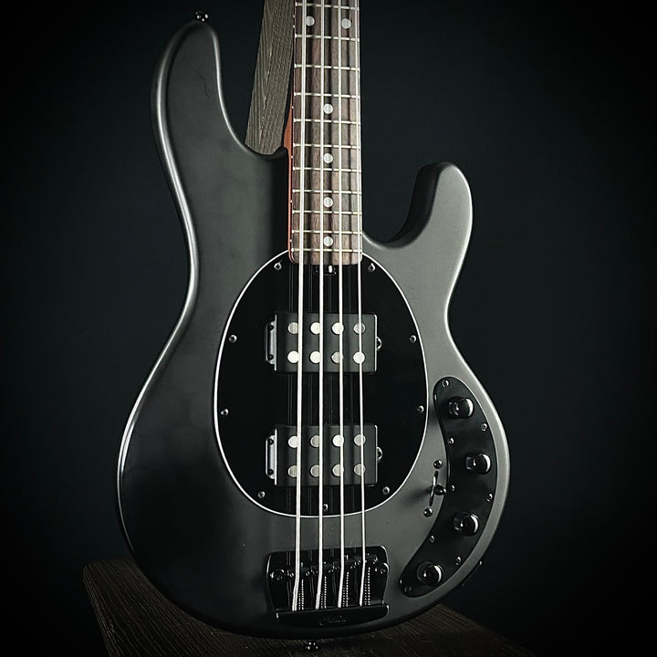 Sterling Stingray Ray34HH