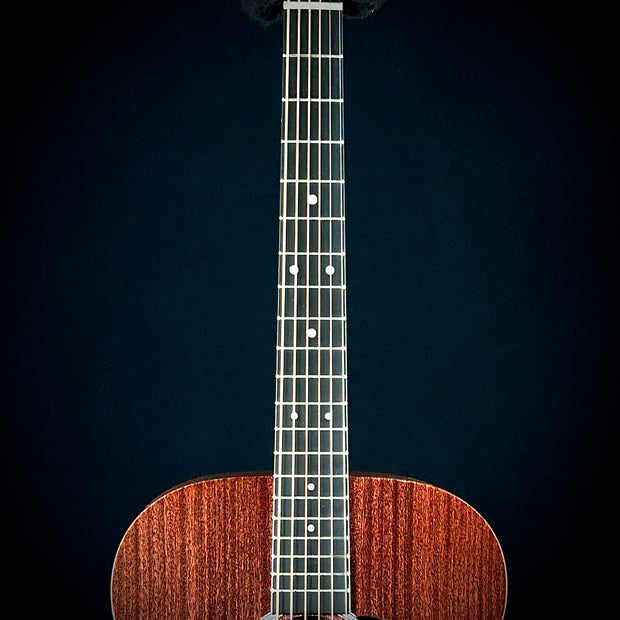 Martin 000-10E