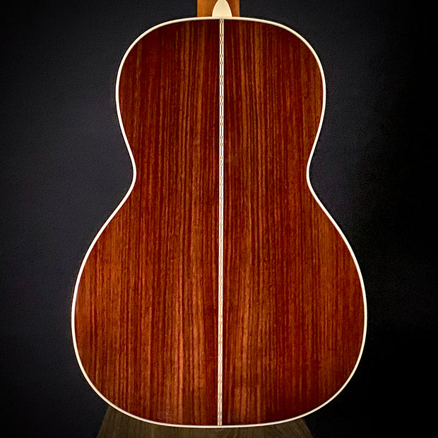 Martin Custom Shop 00 12-Fret, 28 Style Sunburst