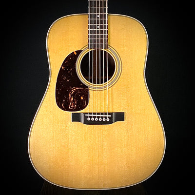 Martin D-28 Lefty