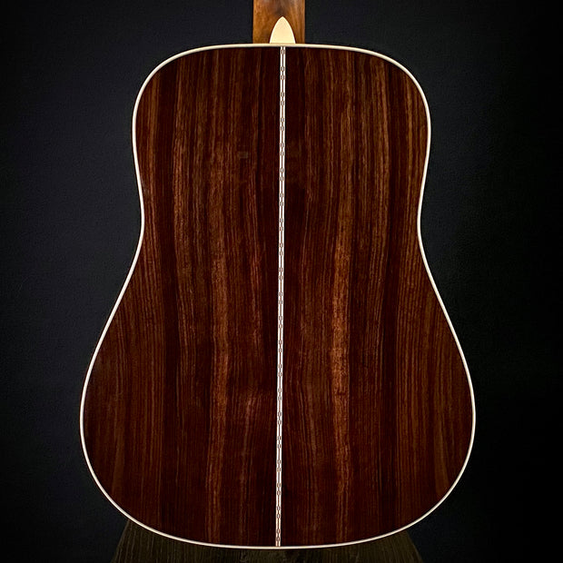 Martin D-28 Special LTD- Amberburst Gloss