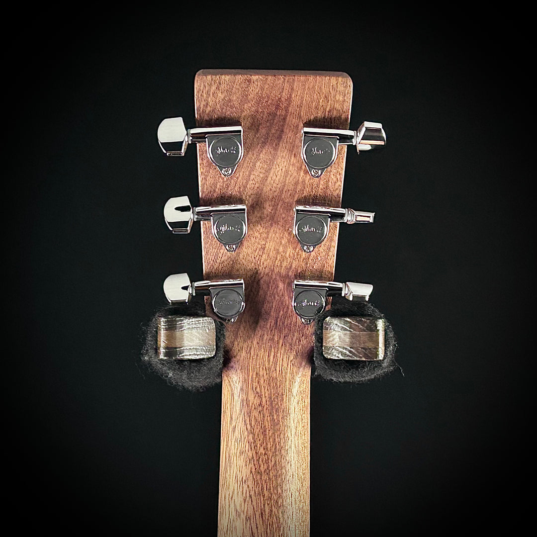 Martin 000JR-10