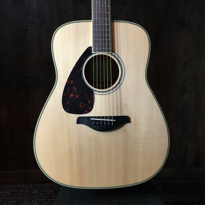 Yamaha FG820 Left Handed – Music Villa MT