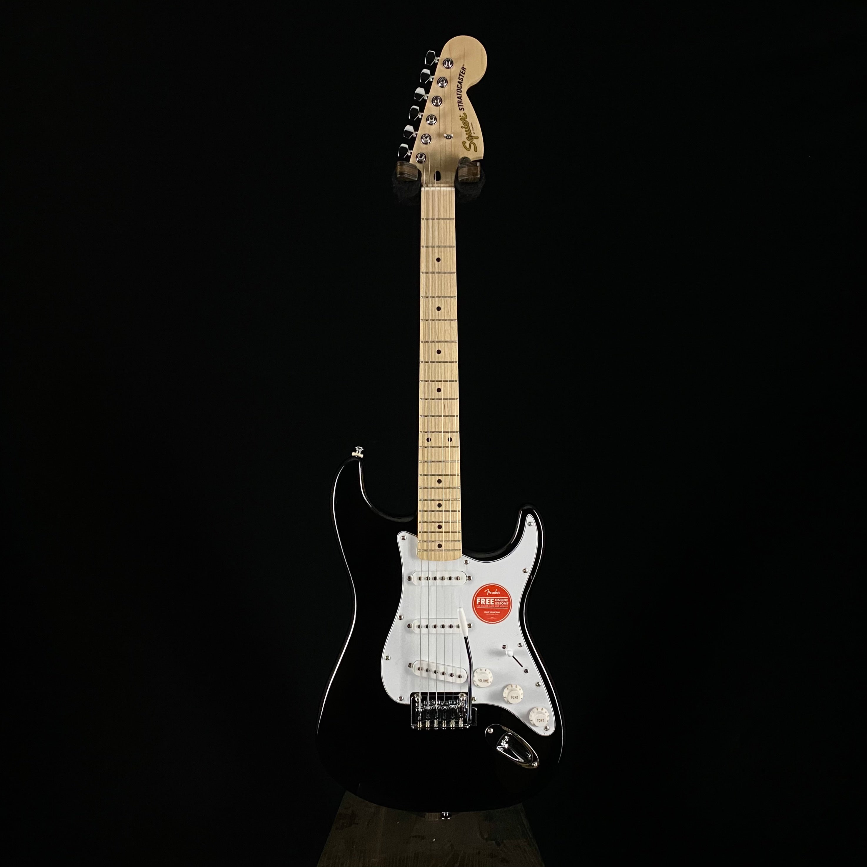 ギター Squier Affinity Stratocaster Black Amazon.com: Squier Affinity Series Stratocaster Packs Electric