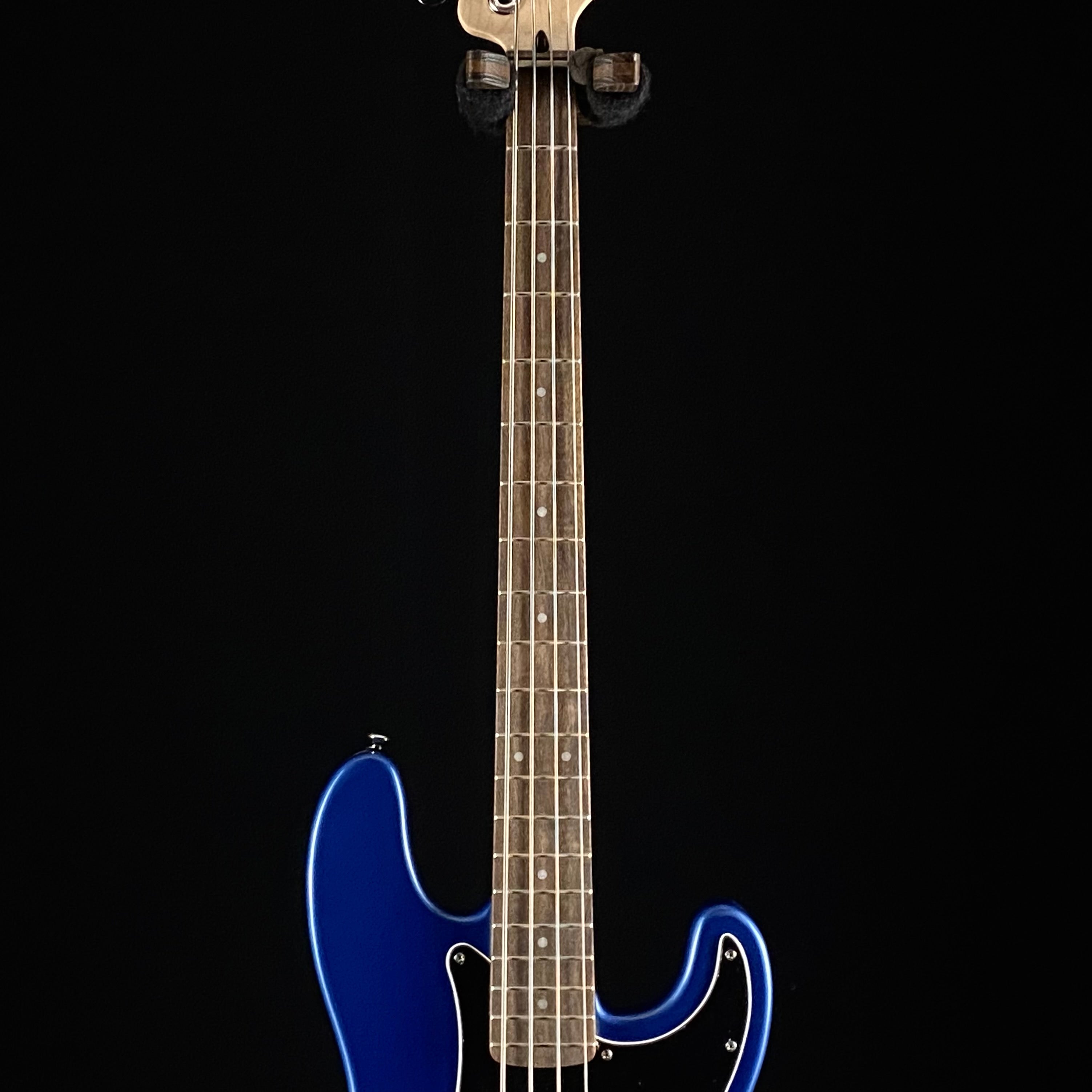 Squire Affinity Precision PJ Bass – Music Villa MT