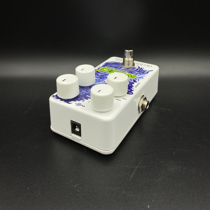 Electro-Harmonix MOD 11 Modulator