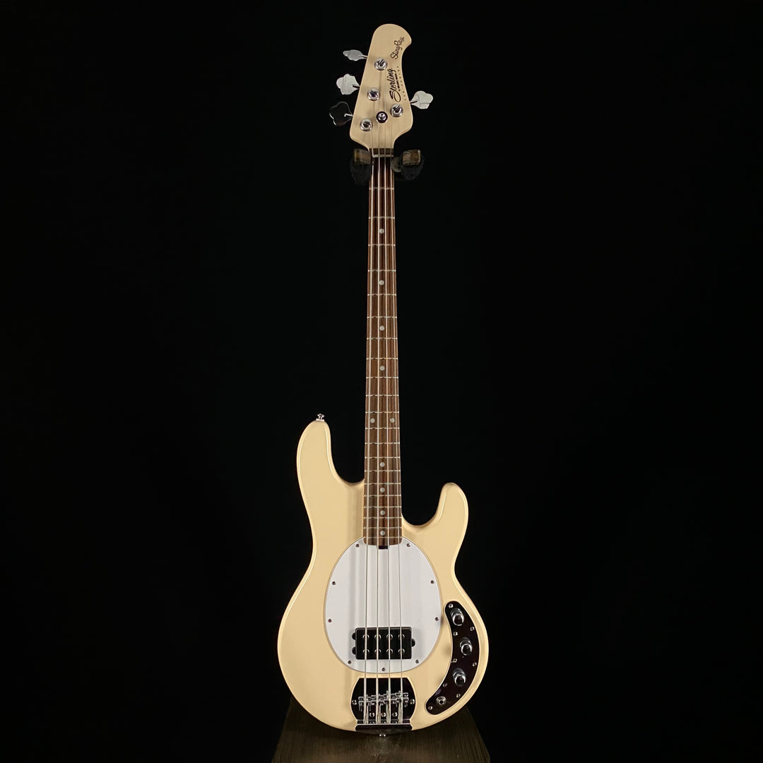 Sterling StingRay 4