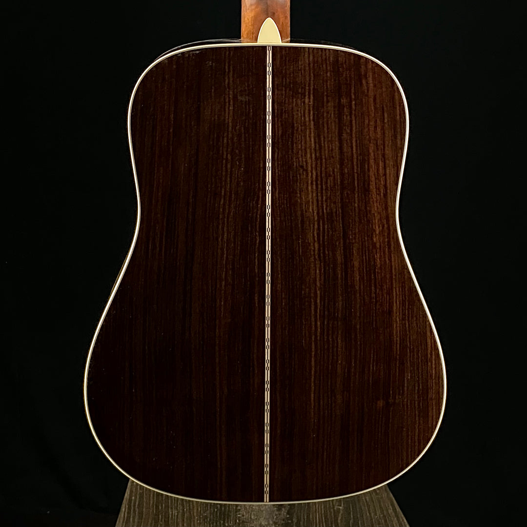 Martin D-28 Lefty