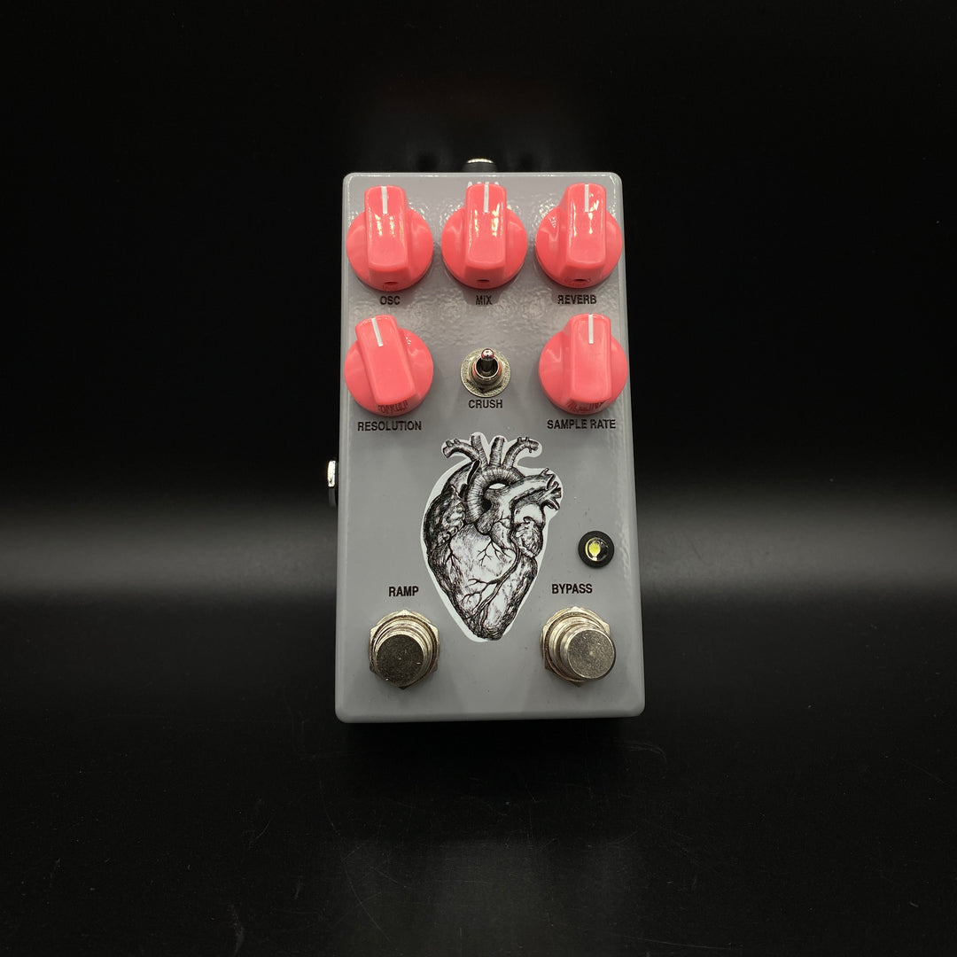 AC Noises AMA Reverb w/ Oscillator + Bit Crusher v.2
