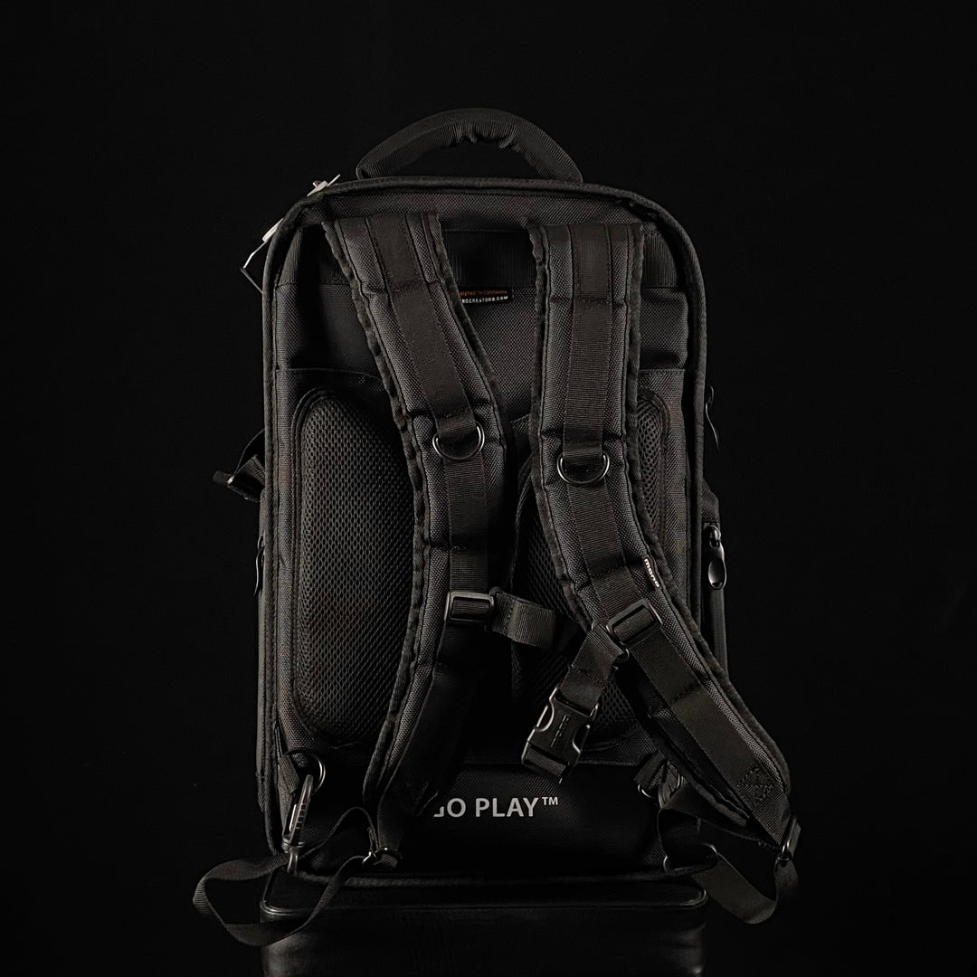 Mono Flyby Ultra Black