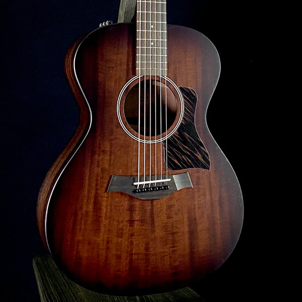 Taylor AD22E
