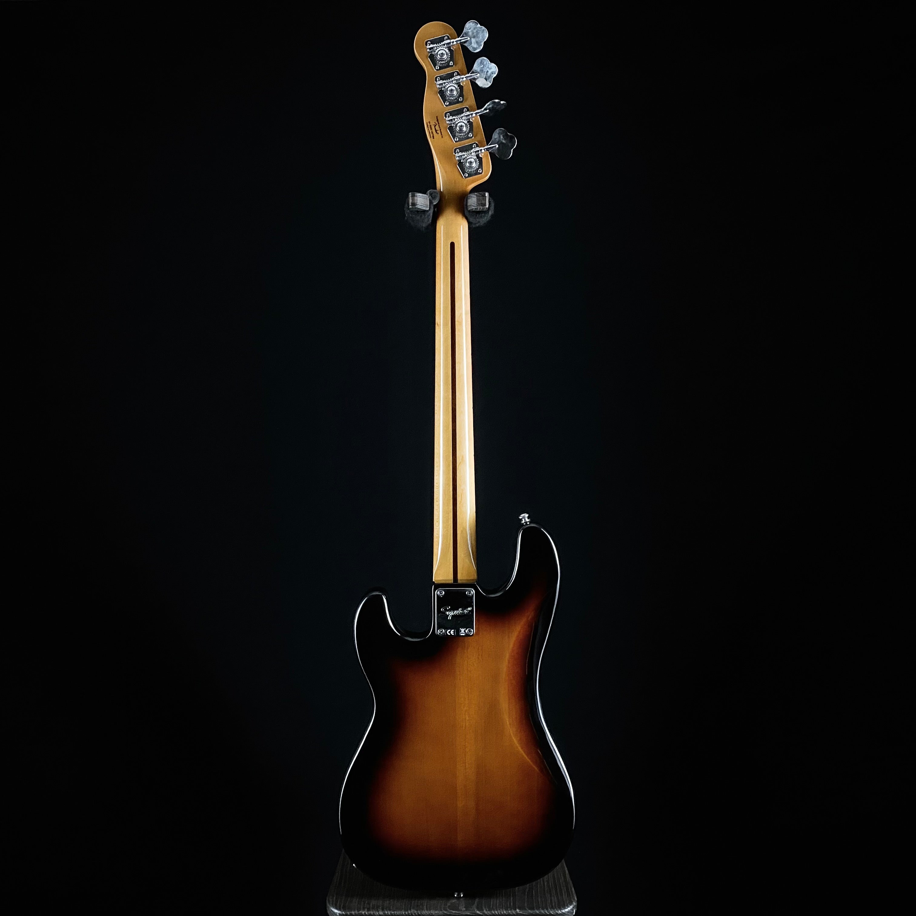 Squier Classic Vibe '50s Precision Bass® Squier Classic Vibe '50s Precision Bass White Blonde — Andy