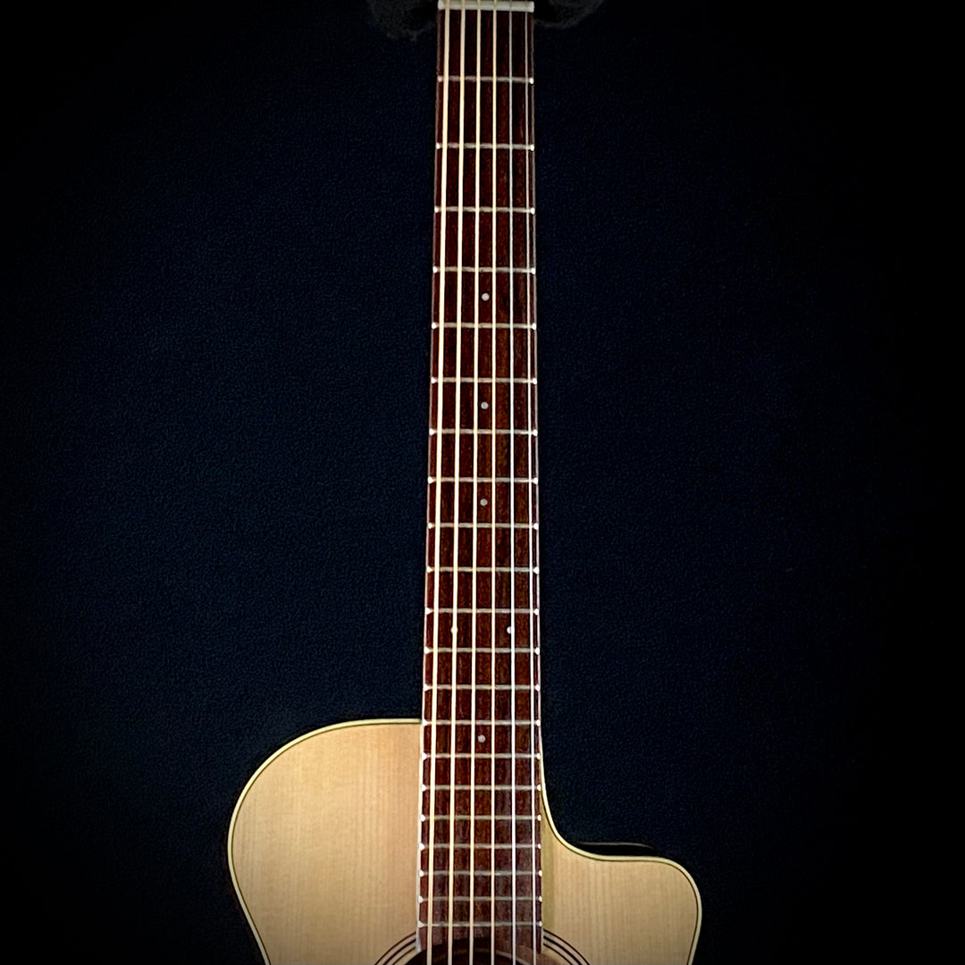 Yamaha APXT2 - 3/4 Guitar