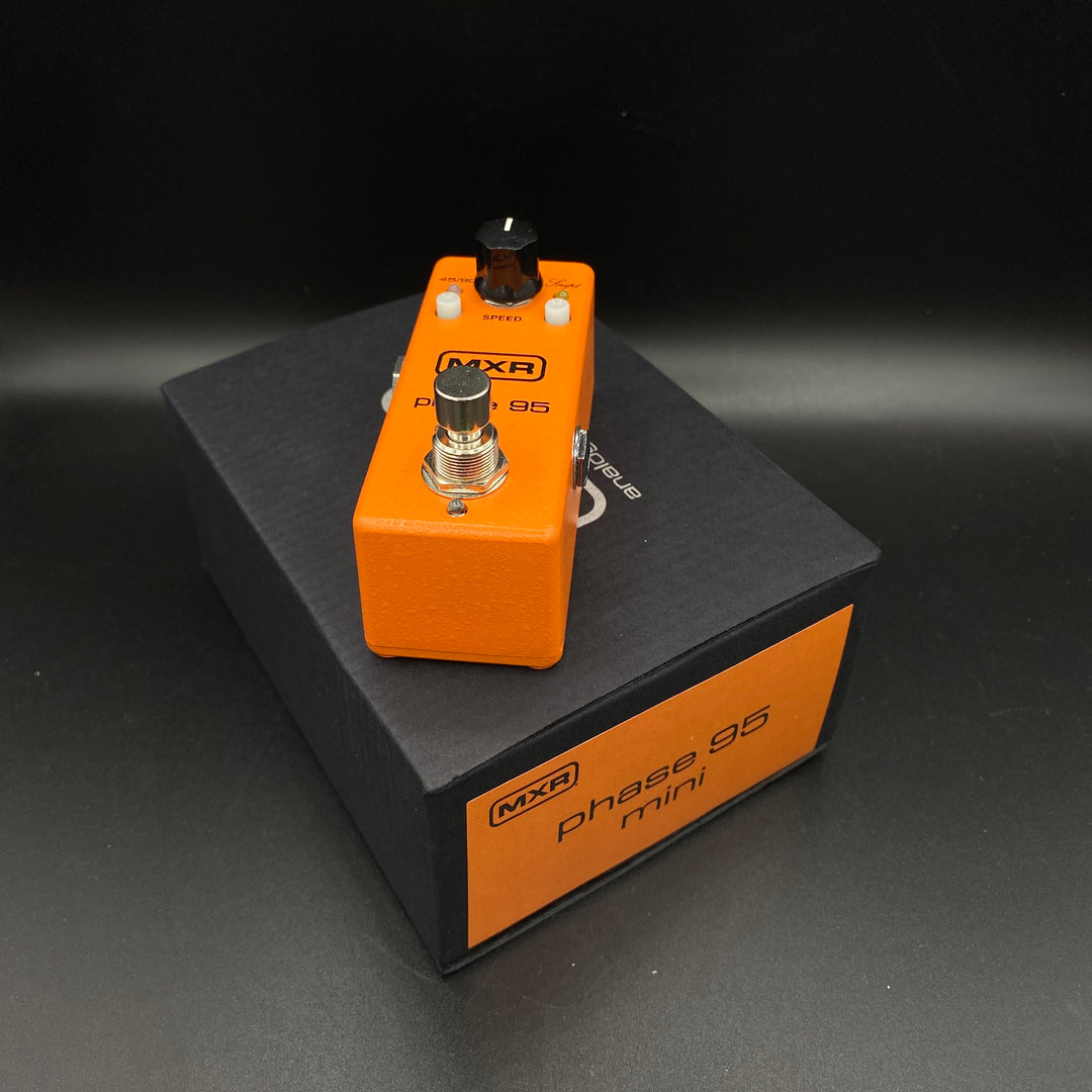 MXR Phase 95