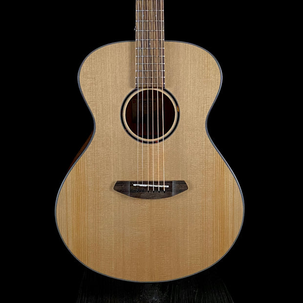 Breedlove Discovery S Concert - LEFTY