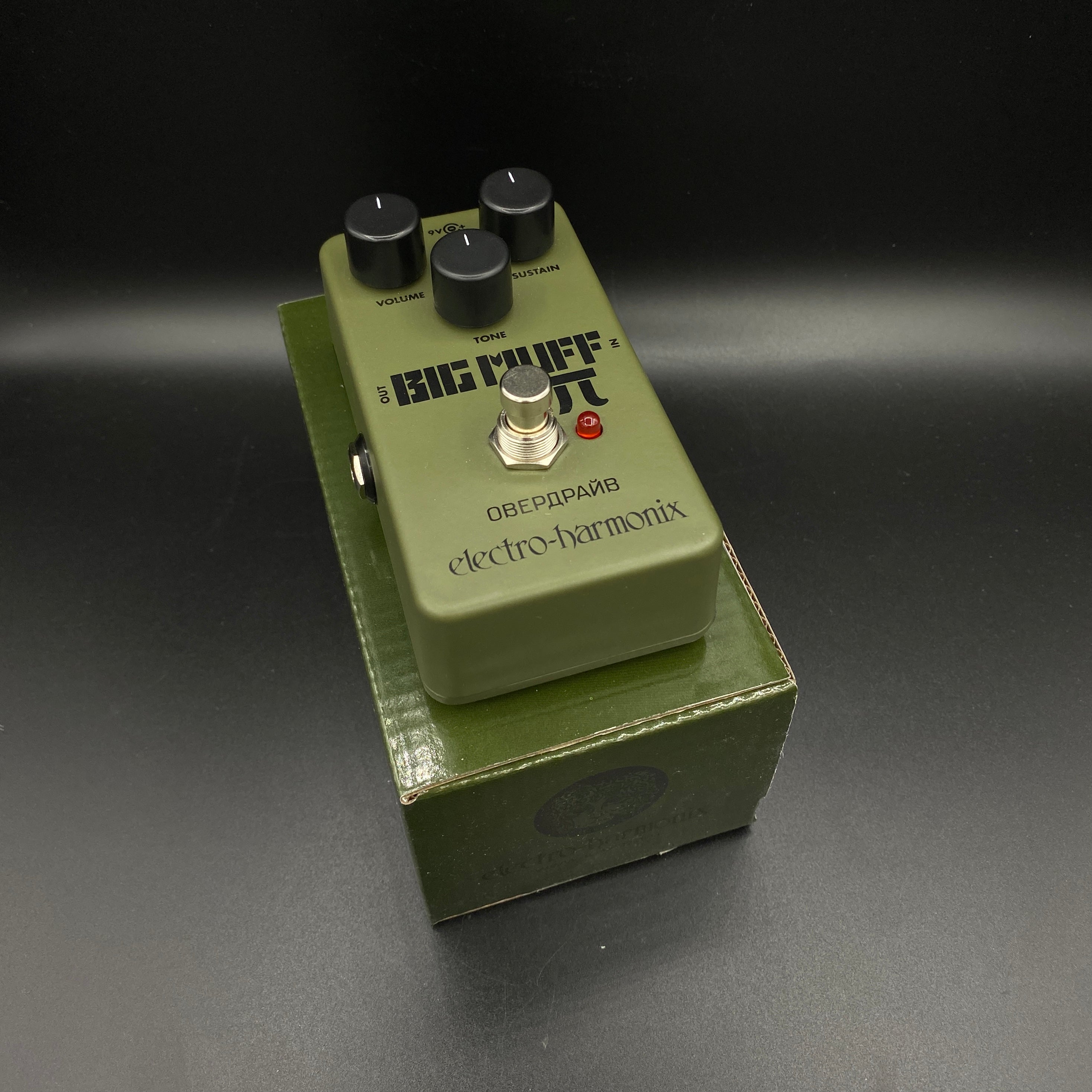 ギター Big Muff Army Green Electro Harmonix Green Russian Big Muff Distortion / Sustainer