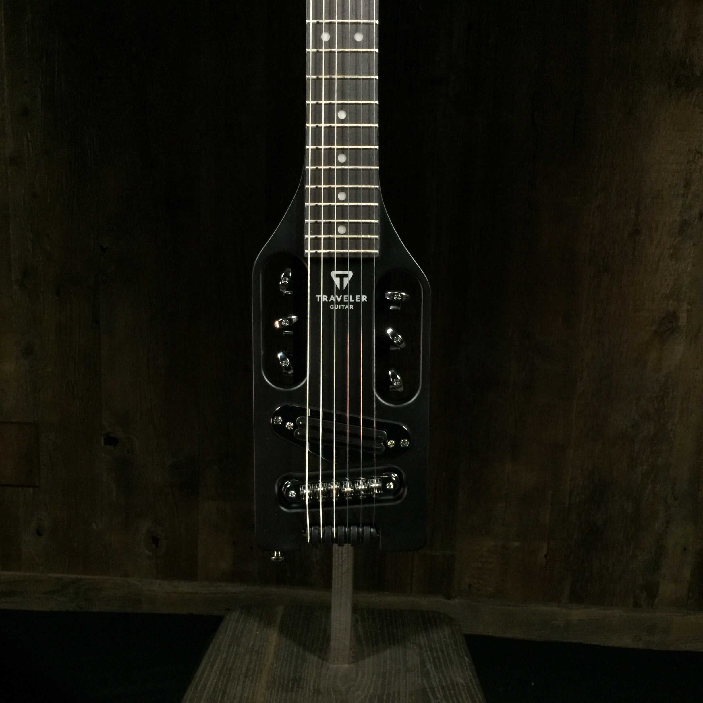 Traveler Guitar Ultra-Light Electric Matte Black – Music Villa MT