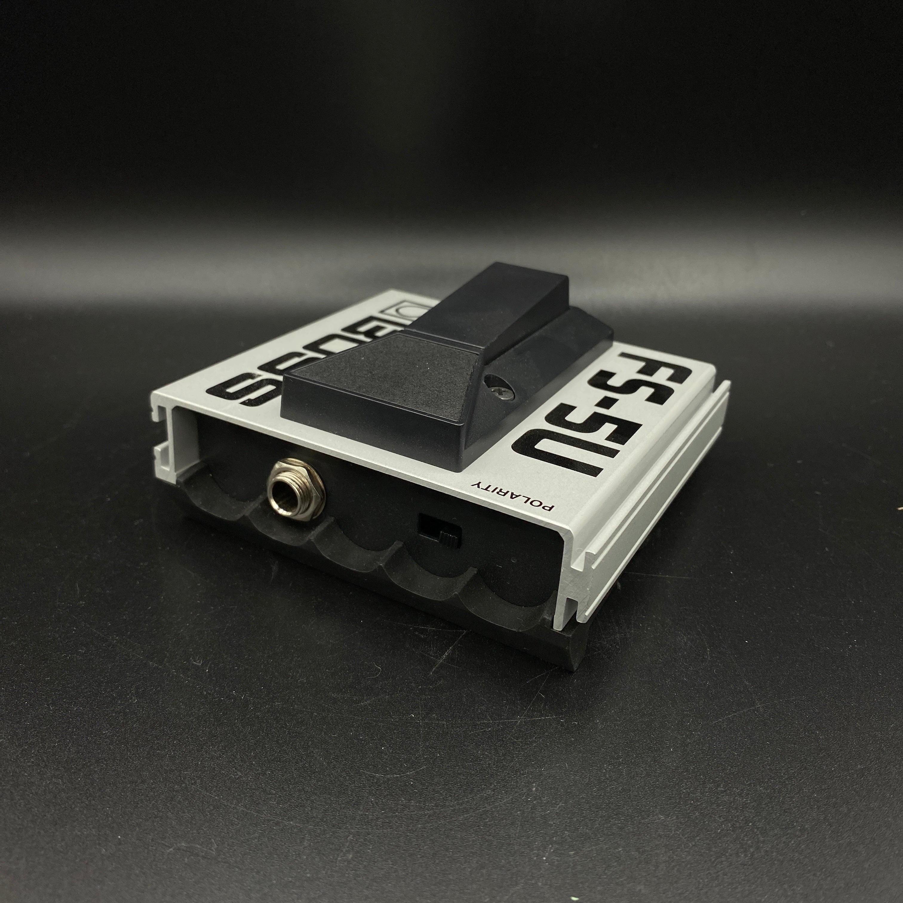 Boss FS-5U Non-latching Footswitch | Sweetwater