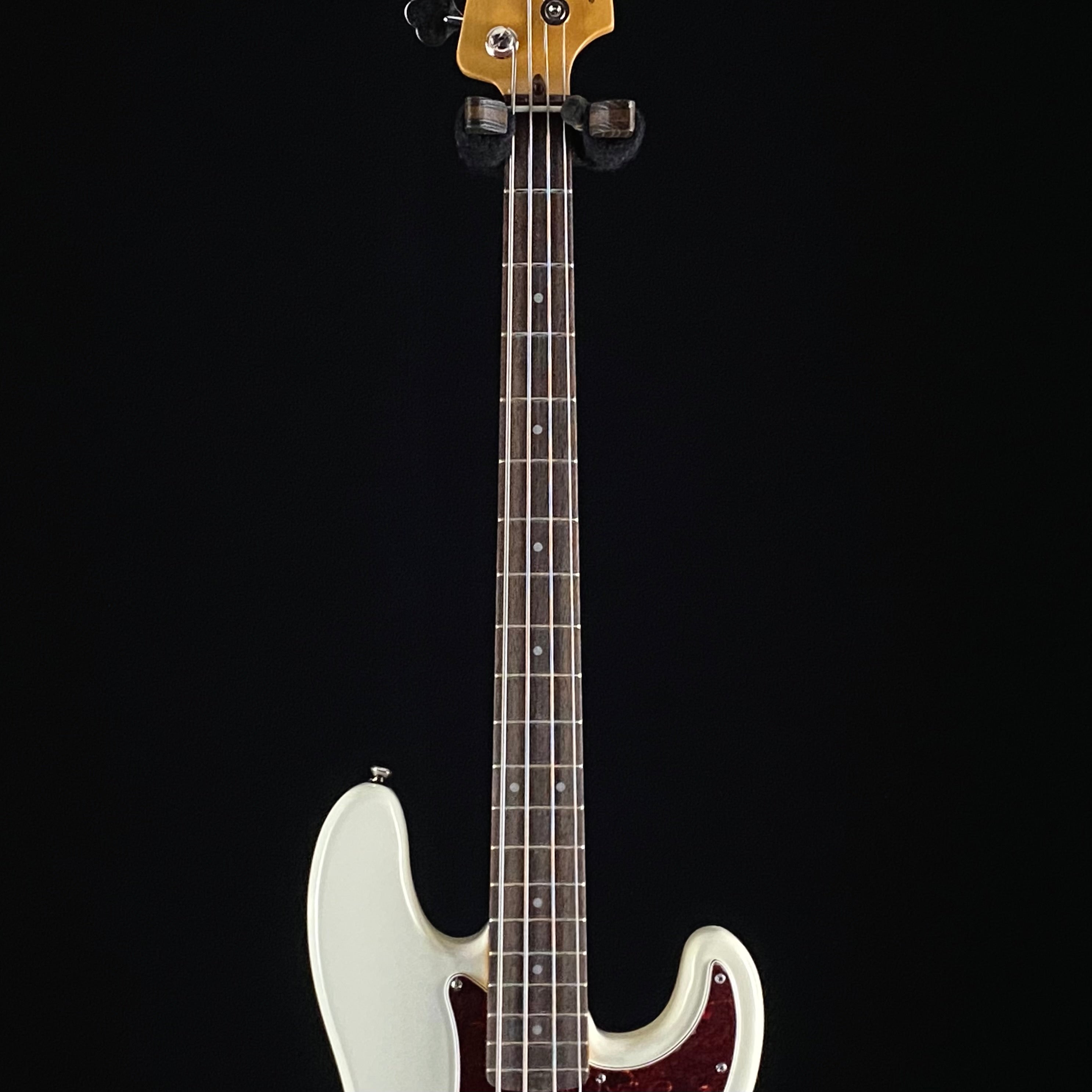 Squier Classic Vibe 60s Precision Bass – Music Villa MT