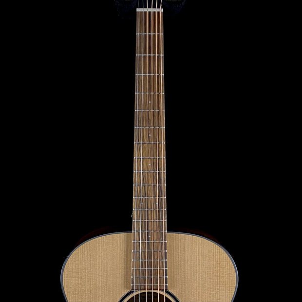 Breedlove Discovery S Concert - LEFTY